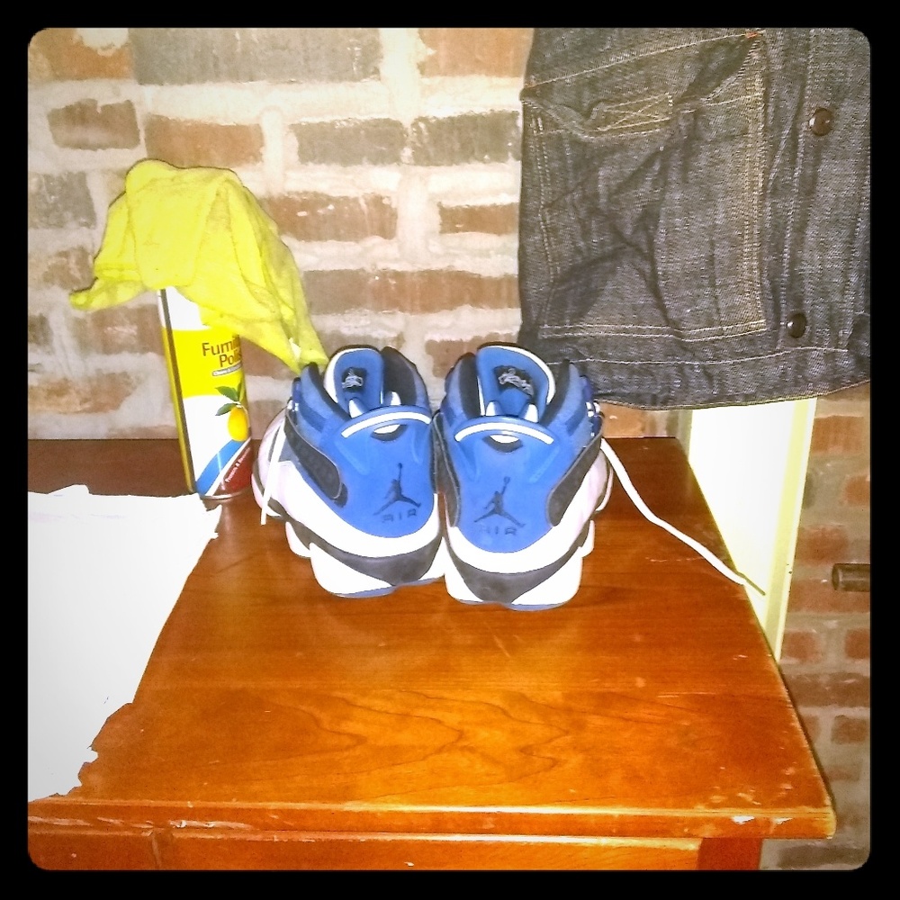 Pair of jordans
